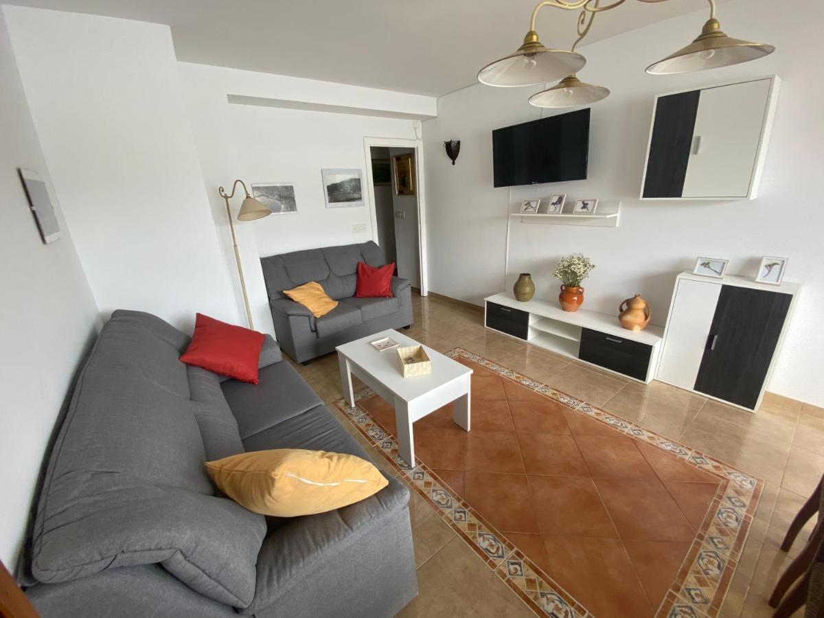 Apartamento céntrico con vistas y cerca de playa Pontedeume Esterno foto