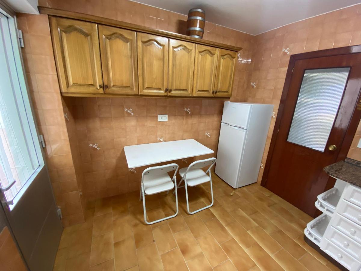 Apartamento céntrico con vistas y cerca de playa Pontedeume Esterno foto