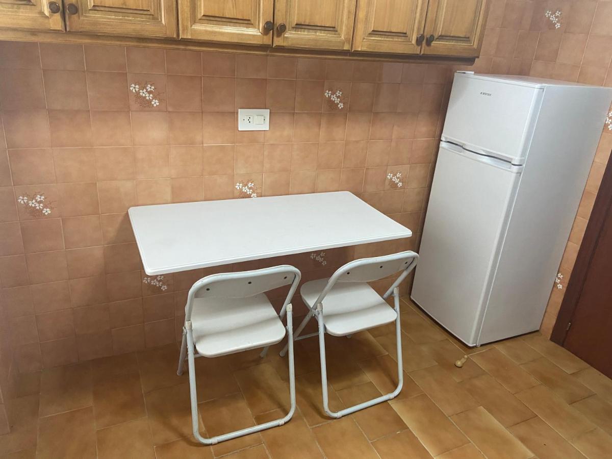 Apartamento céntrico con vistas y cerca de playa Pontedeume Esterno foto